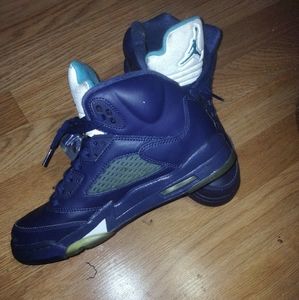 Jordan 5 retro Pre-Grape sz 5.5